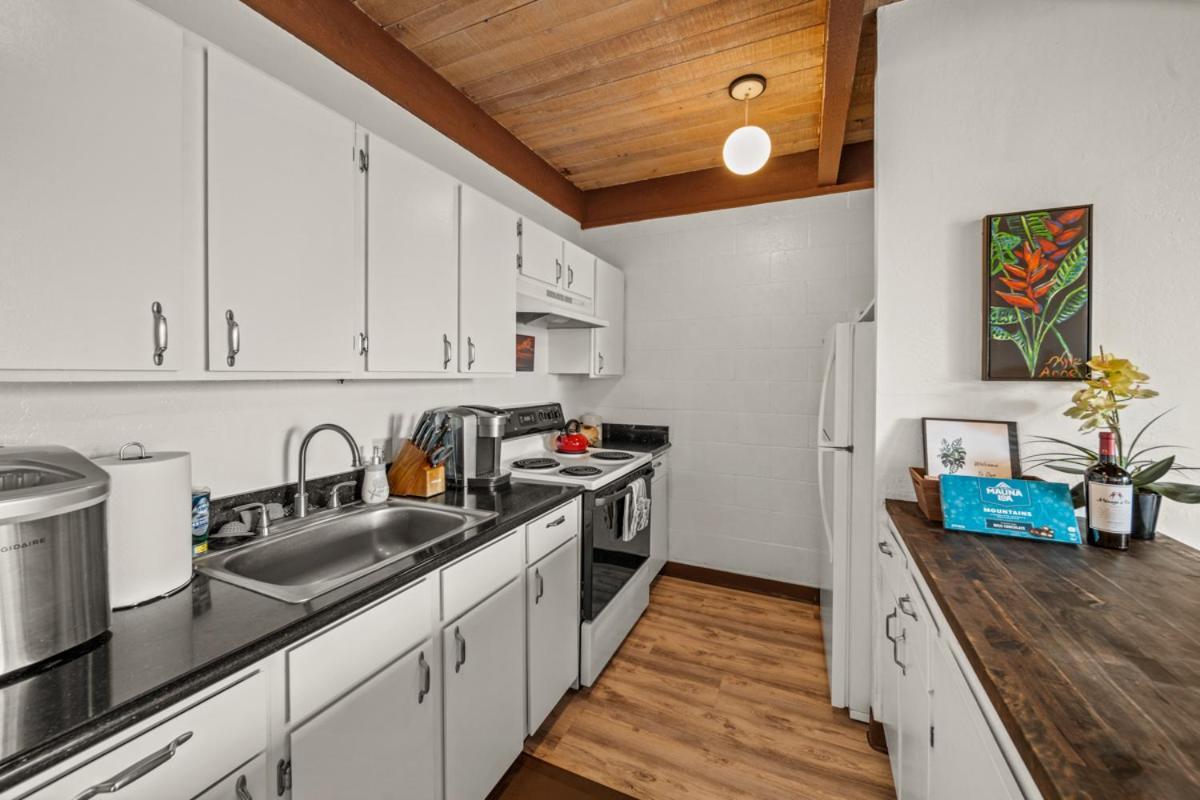 Newly Upgraded 1Br Unit Near Beach Max Of 5 Guests Kailua-Kona Buitenkant foto